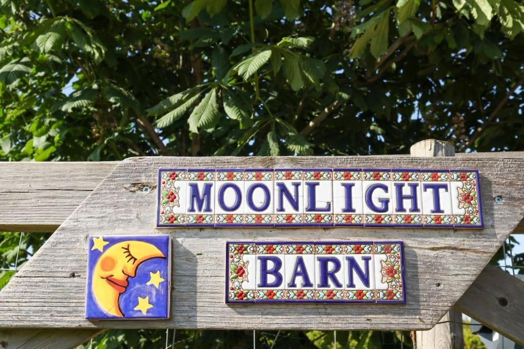 Moonlight Barn Villa Ascot  Buitenkant foto